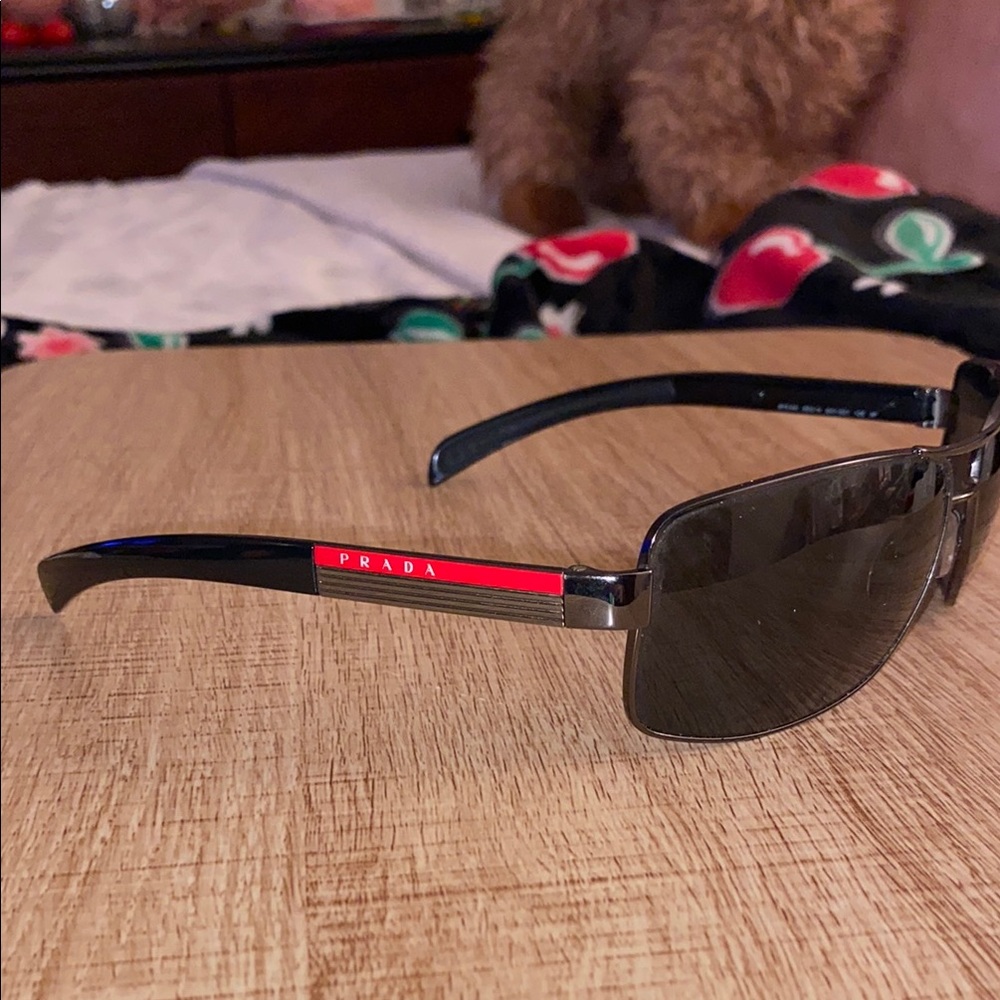 Prada Black Sunglasses - Picture 5 of 10